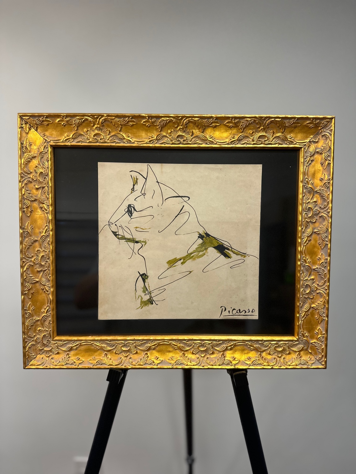 Cat in Contour Line (after Picasso) — minimalist gesture drawing.